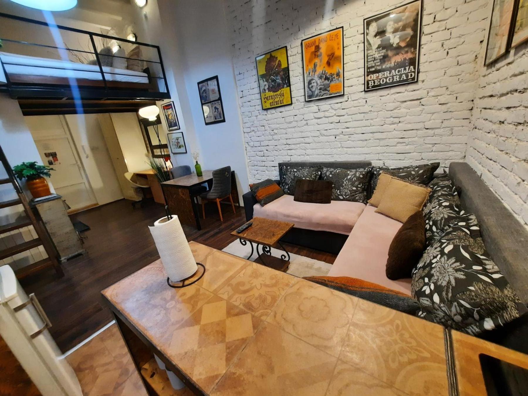 Authentic Belgrade Centre - Split Level Loft With Patio In Courtyard Leilighet Eksteriør bilde