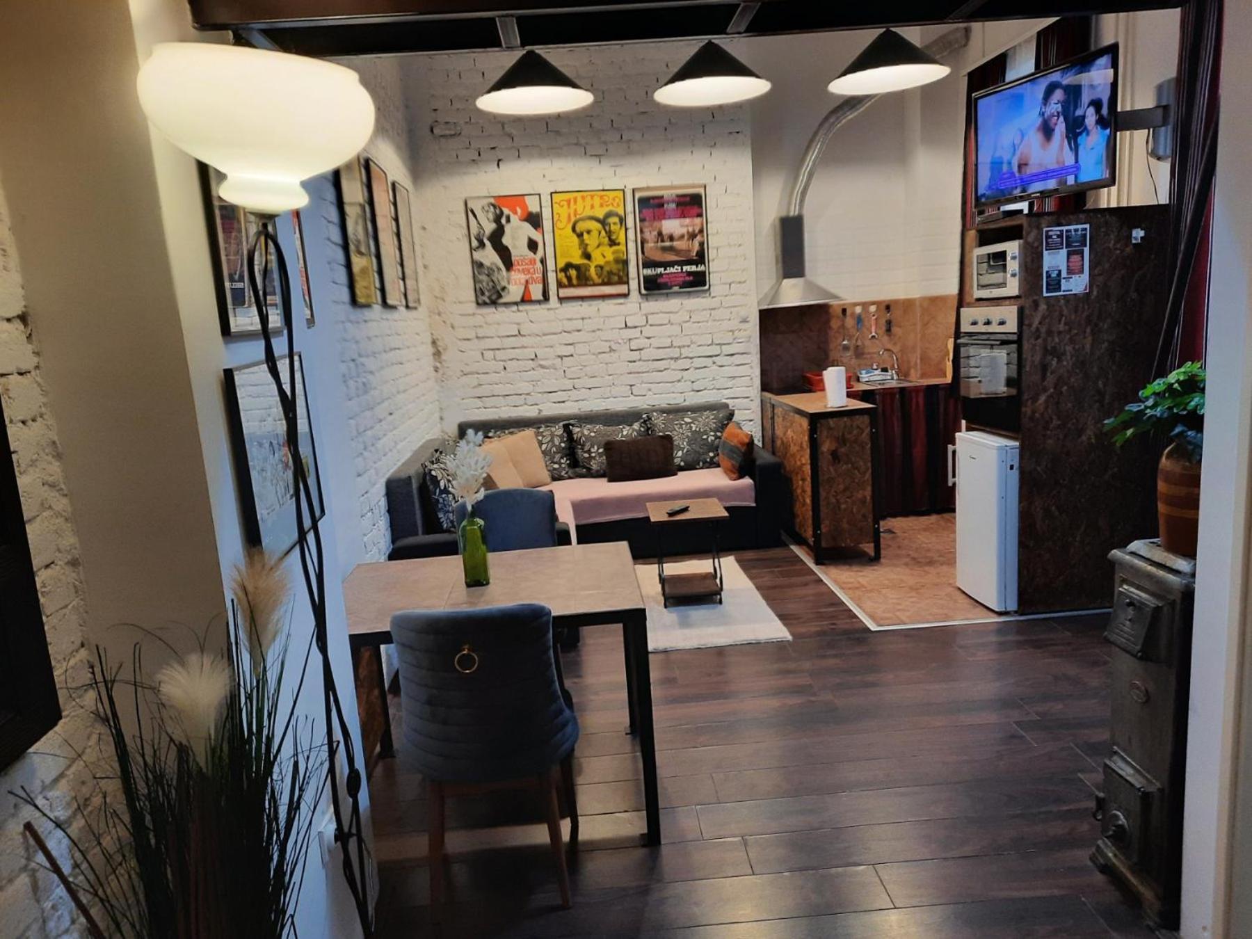 Authentic Belgrade Centre - Split Level Loft With Patio In Courtyard Leilighet Eksteriør bilde