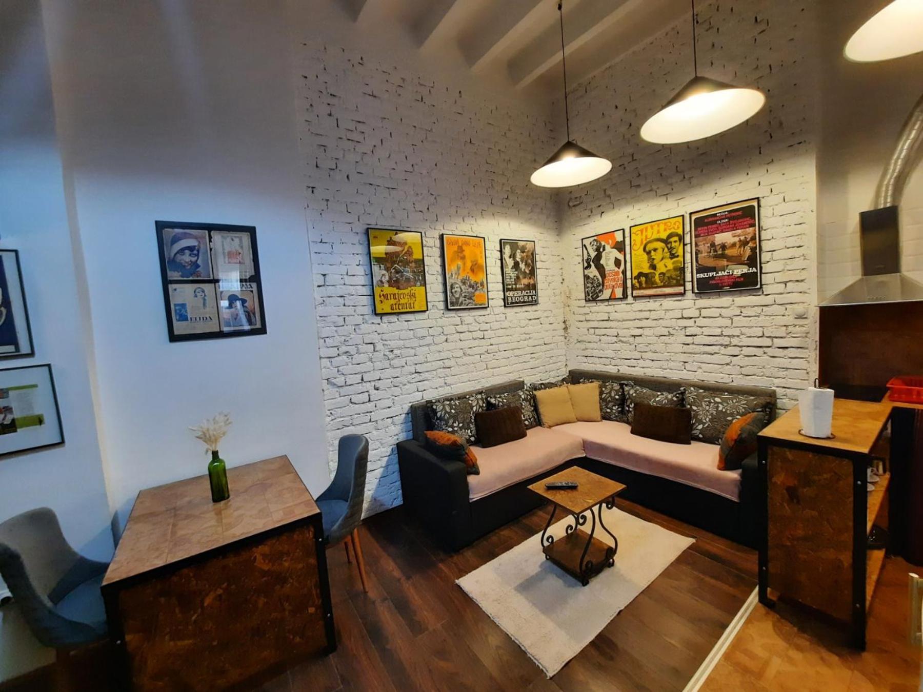 Authentic Belgrade Centre - Split Level Loft With Patio In Courtyard Leilighet Eksteriør bilde